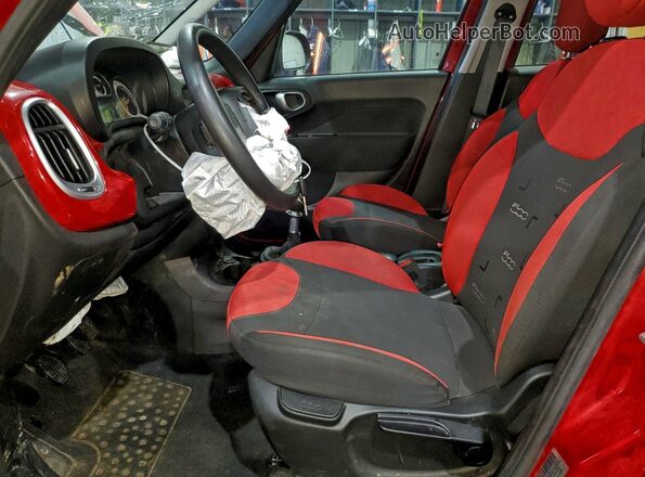 ZFBCFAAH1GZ038416 2016 FIAT 500L Red Вид салону спереду