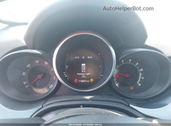 ZFBCFXAB1JP676523 2018 FIAT 500X Gray Vista de los asientos traseros
