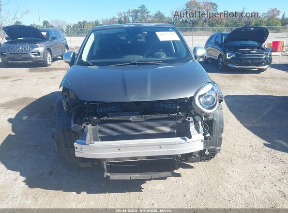ZFBCFXAB1JP676523 2018 FIAT 500X Gray Vista interior trasera