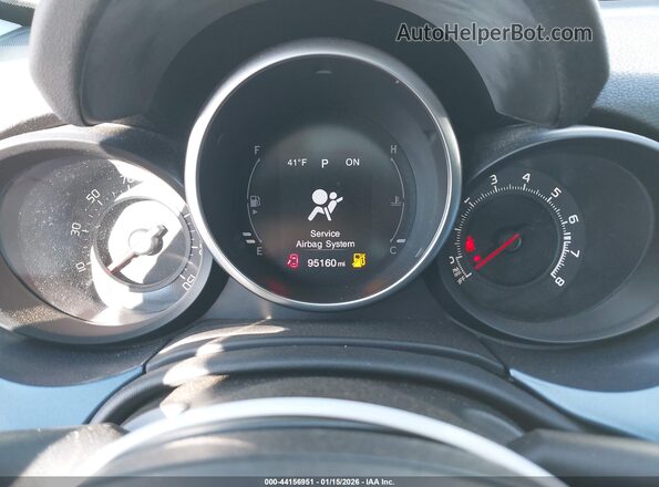 ZFBCFXAB3JP678998 2018 FIAT 500X White უკანა სავარძლების ხედი