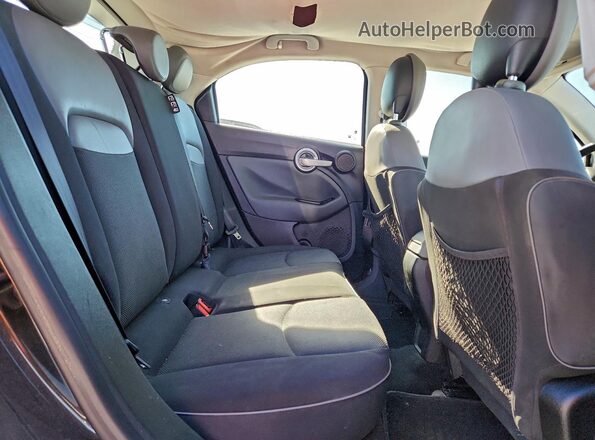 ZFBCFXAT6GP358950 2016 FIAT 500X Black Widok tylnych siedzeń