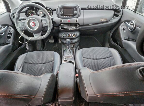 ZFBCFXCB9HP611572 2017 FIAT 500X Черный 