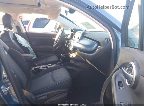 ZFBCFYAB3JP667862 2018 FIAT 500X Light Blue 