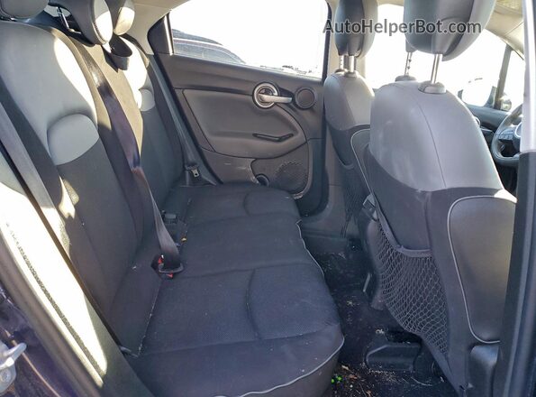 ZFBCFYBT8GP353544 2016 FIAT 500X Blue Widok wnętrza z tyłu