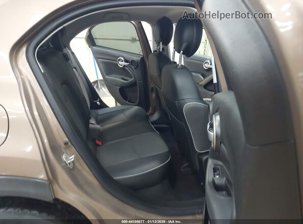 ZFBCFYCB8HP614520 2017 FIAT 500X Champagne VIN კოდის სტიკერის ხედი