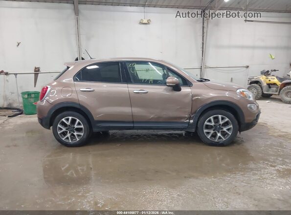 ZFBCFYCB8HP614520 2017 FIAT 500X Champagne უკანა სალონის ხედი