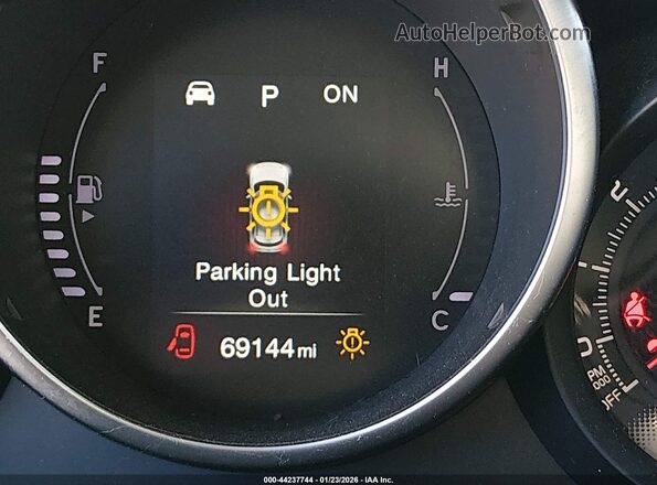 ZFBCFYCB9JP646849 2018 FIAT 500X Light Blue 
