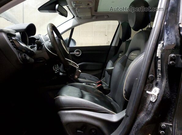 ZFBCFYDB3JP703657 2018 FIAT 500X Black წინა სალონის ხედი