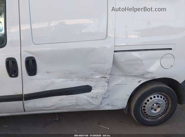 ZFBERFAB3J6J21427 2018 RAM PROMASTER CITY White წინა ხედი