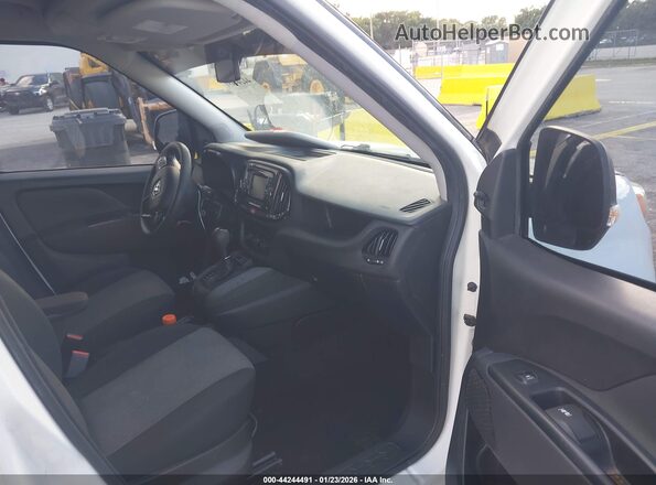 ZFBERFAB5J6H97025 2018 RAM PROMASTER CITY White Widok wnętrza z przodu