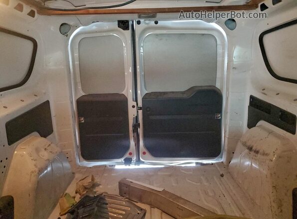 ZFBERFAB9J6J74214 2018 RAM PROMASTER Белый Вид задних сидений