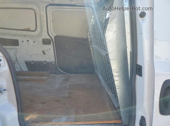 ZFBERFAT7G6B87175 2016 RAM PROMASTER White Вид задньої частини салону