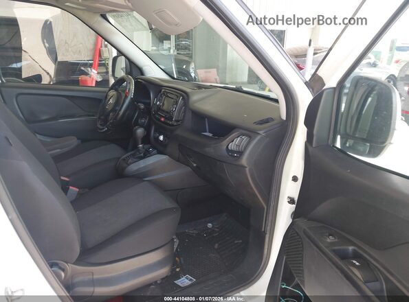 ZFBERFBT5G6B53069 2016 RAM PROMASTER CITY White Вид салону спереду
