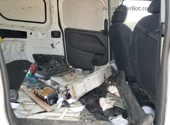 ZFBHRFAB8L6S46763 2020 RAM PROMASTER Белый Вид задней части салона