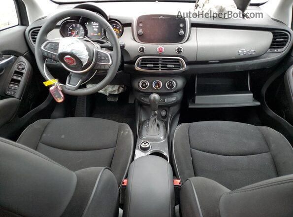 ZFBNF3B14PPA29598 2023 FIAT 500X Gray Widok deski rozdzielczej