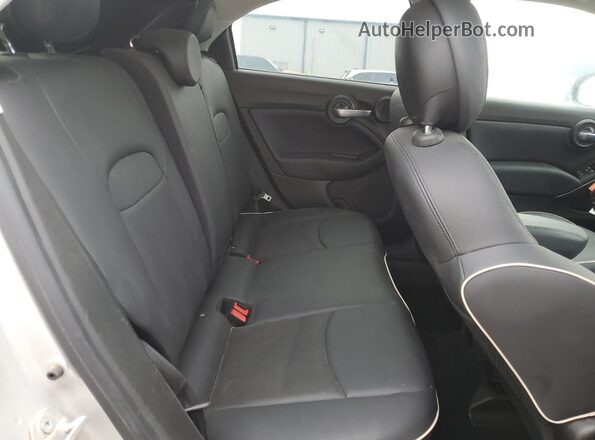 ZFBNF3B15MP924672 2021 FIAT 500X Silver Vista de los asientos traseros