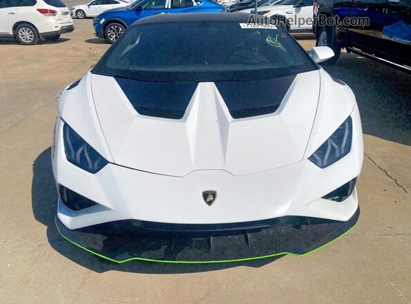 ZHWUF5ZF3MLA17040 2021 LAMBORGHINI HURACAN Белый Вид спереди