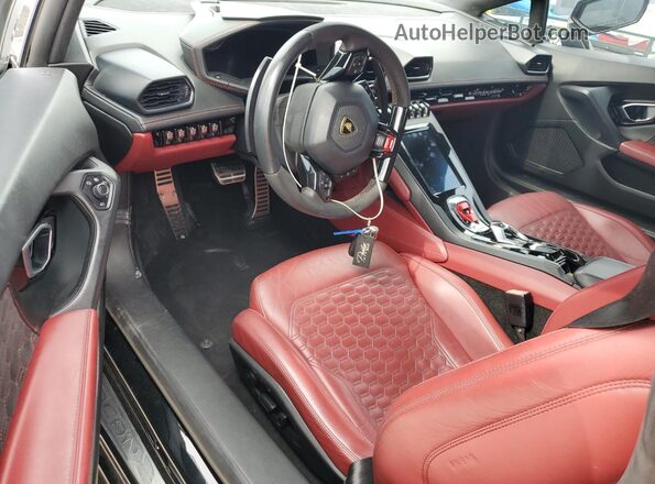 ZHWUT5ZF6MLA16165 2021 LAMBORGHINI HURACAN Черный Вид панели приборов