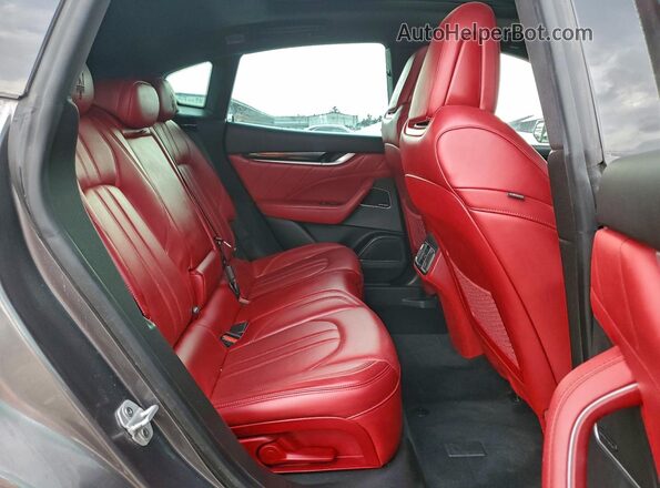 ZN661XUS7MX370739 2021 MASERATI LEVANTE Серый Вид задней части салона