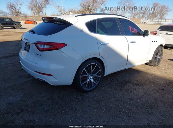 ZN661YUSXHX255029 2017 MASERATI LEVANTE White 