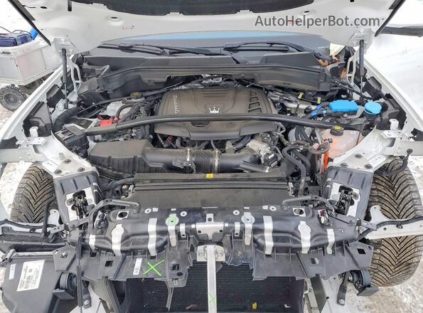 ZN682AVA8P7437426 2023 MASERATI GRECALE White ძრავის განყოფილების ხედი