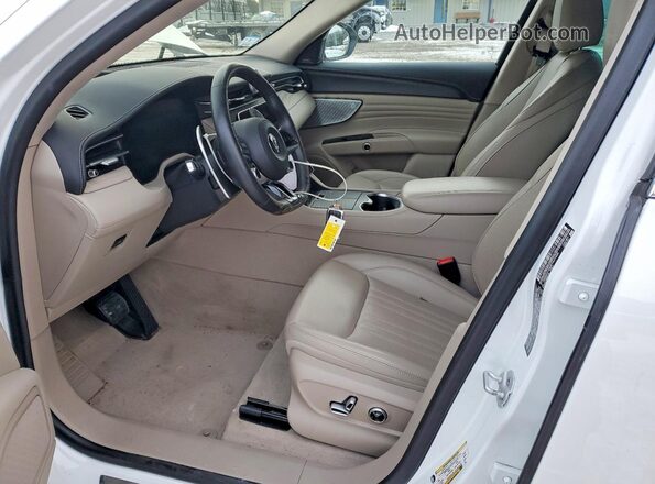 ZN682AVA8P7437426 2023 MASERATI GRECALE White წინა სალონის ხედი