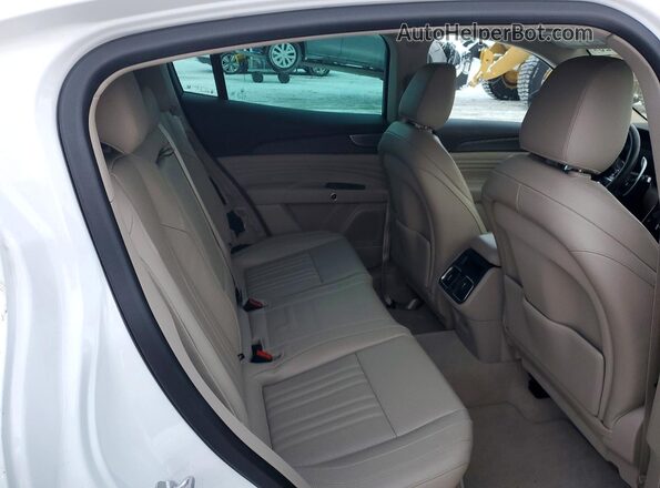 ZN682AVA8P7437426 2023 MASERATI GRECALE White უკანა სალონის ხედი