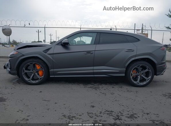 ZPBUA1ZLXMLA15796 2021 LAMBORGHINI URUS Gray 360 interior view