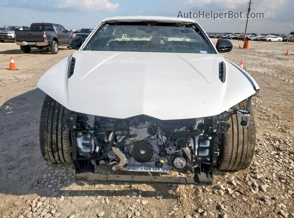 ZPBUB3ZL9RLA32282 2024 LAMBORGHINI URUS Белый Вид спереди
