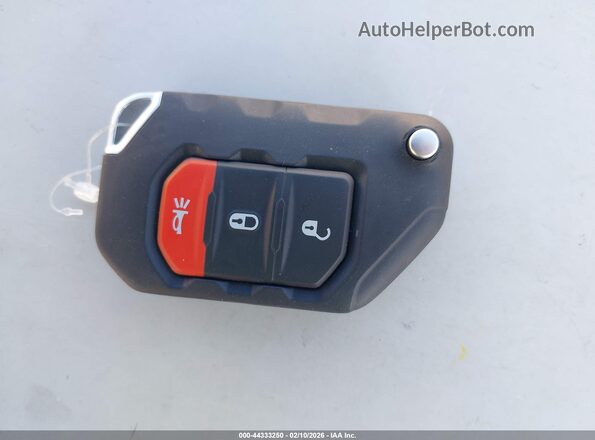 1C4PJXDG6TW169761 2026 JEEP WRANGLER Серый 