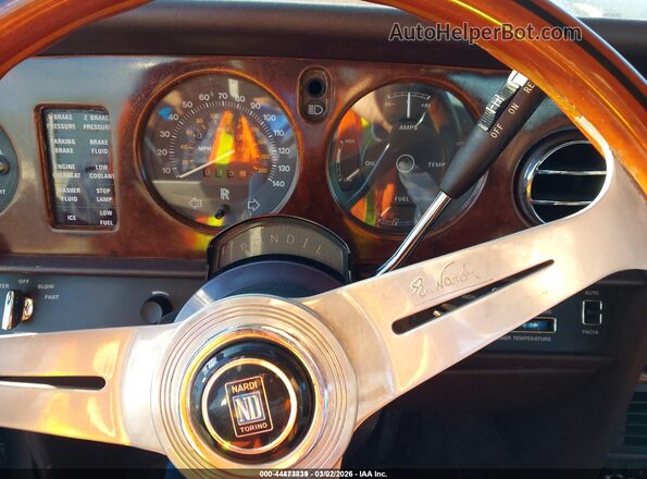 000000000SRK36688 1979 ROLLS-ROYCE SILVER SHADOW Черный Вид задних сидений