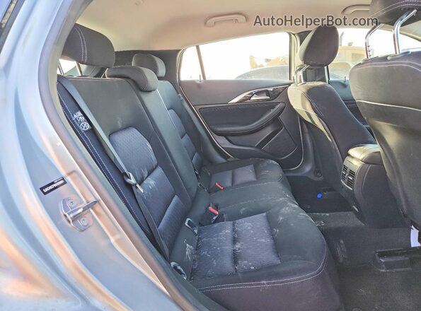 SJKCH5CP8KA008661 2019 INFINITI QX30 Серебряный Вид задней части салона