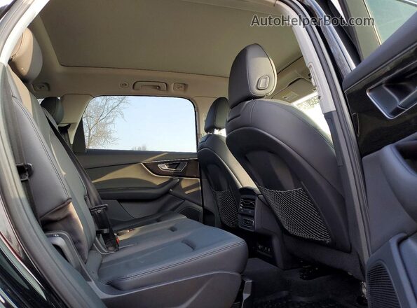 WA1LXBF72ND020155 2022 AUDI Q7 Black Вид підкапотного простору