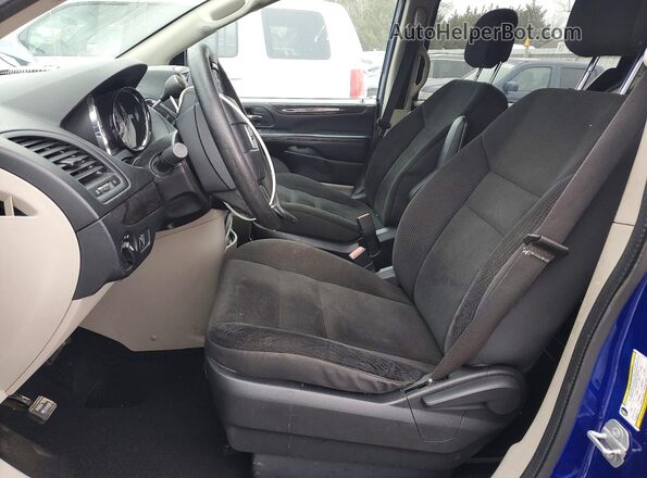 2C4RDGBG8KR657149 2019 DODGE GRAND Синий Вид панели приборов