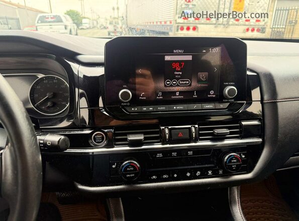 5N1DR3BD6PC216254 2023 NISSAN PATHFINDER Black 360 interior view