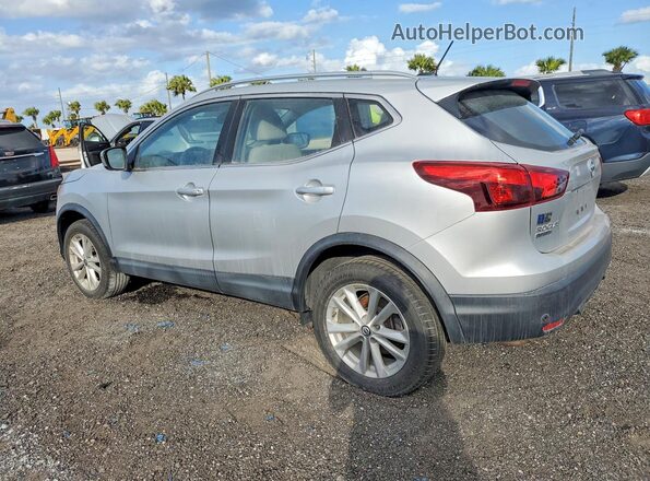JN1BJ1CPXKW235514 2019 NISSAN ROGUE Silver 