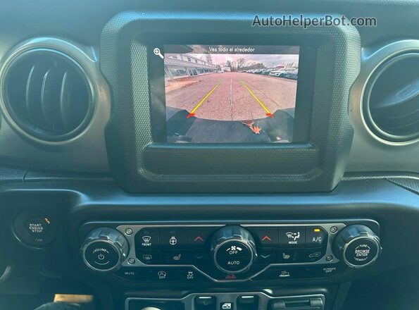 1C6JJTAG1LL119250 2020 JEEP GLADIATOR Black Rear interior view