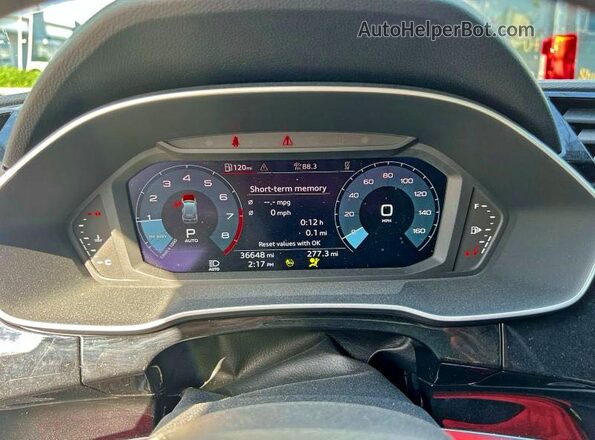 WA1DECF34R1094102 2024 AUDI Q3 Black 
