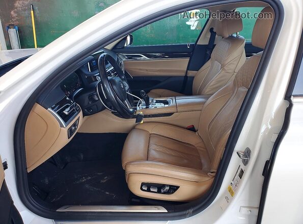 WBA7T2C01NCH53524 2022 BMW 7 SERIES White Vista del salpicadero