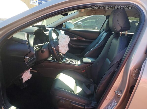 3MVDMBBM9RM663450 2024 MAZDA CX30 Серебряный Вид панели приборов