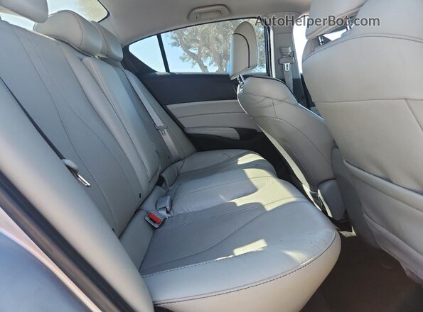 19UDE2F73LA005356 2020 ACURA ILX Silver 