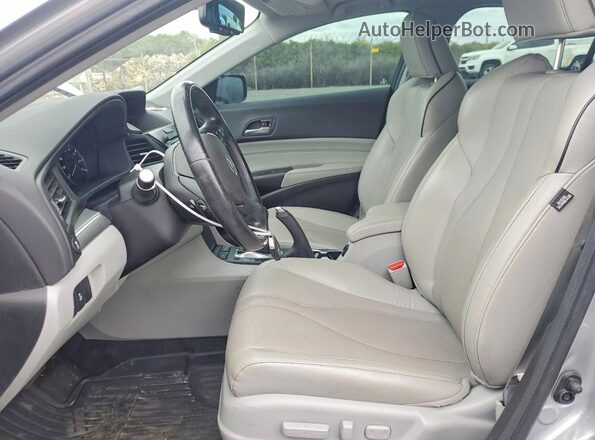 19UDE2F77KA014074 2019 ACURA ILX Silver 
