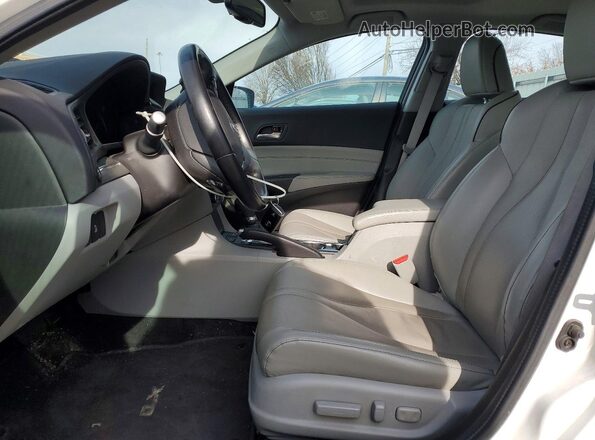 19UDE2F78KA007893 2019 ACURA ILX White Widok wnętrza z przodu