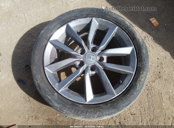 19XFC1F34KE009030 2019 HONDA CIVIC Серебряный Вид щитка приборов