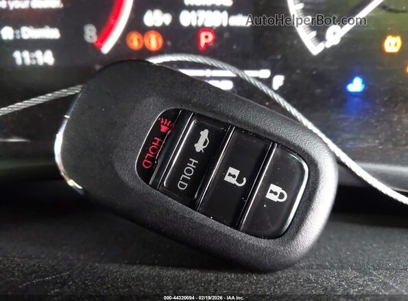 19XFL2H82PE001806 2023 HONDA CIVIC Silver Widok deski rozdzielczej