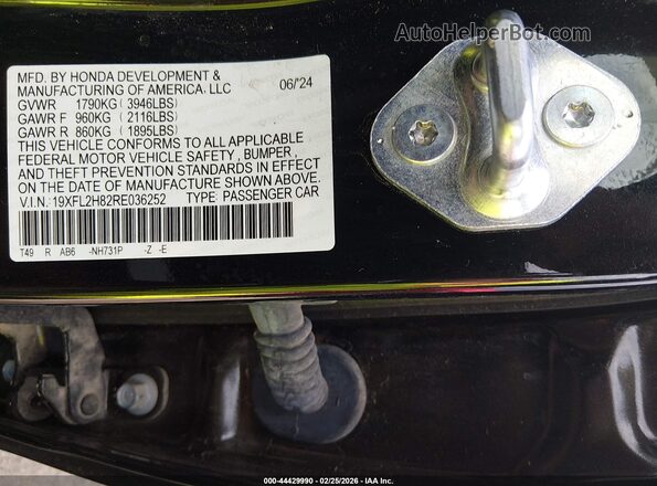 19XFL2H82RE036252 2024 HONDA CIVIC Black ძრავის განყოფილების ხედი