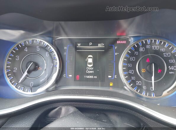 1C3CCCAB9GN123657 2016 CHRYSLER 200 Black Vista de los asientos traseros