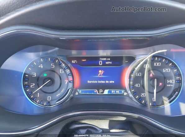 1C3CCCBG2GN130587 2016 CHRYSLER 200 Red უკანა სავარძლების ხედი