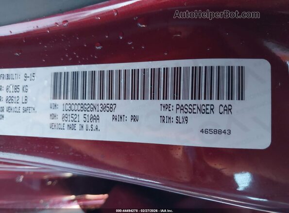 1C3CCCBG2GN130587 2016 CHRYSLER 200 Red ძრავის განყოფილების ხედი