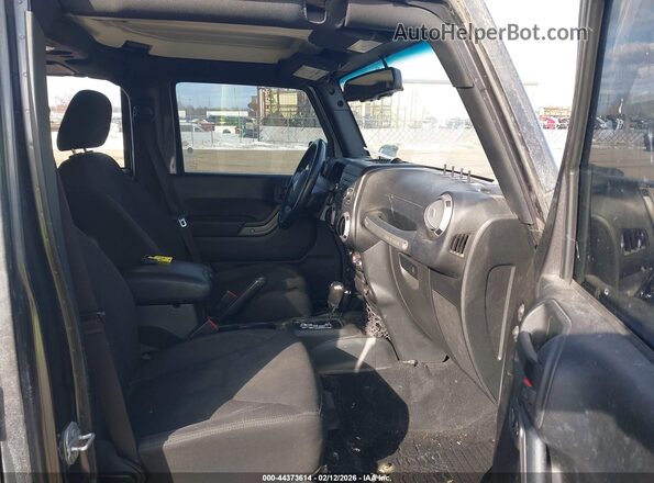 1C4BJWDG4HL530983 2017 JEEP WRANGLER UNLIMITED Gray Սալոնի դիմացի տեսք